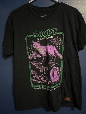 Steven Rhodes Familiar Tee